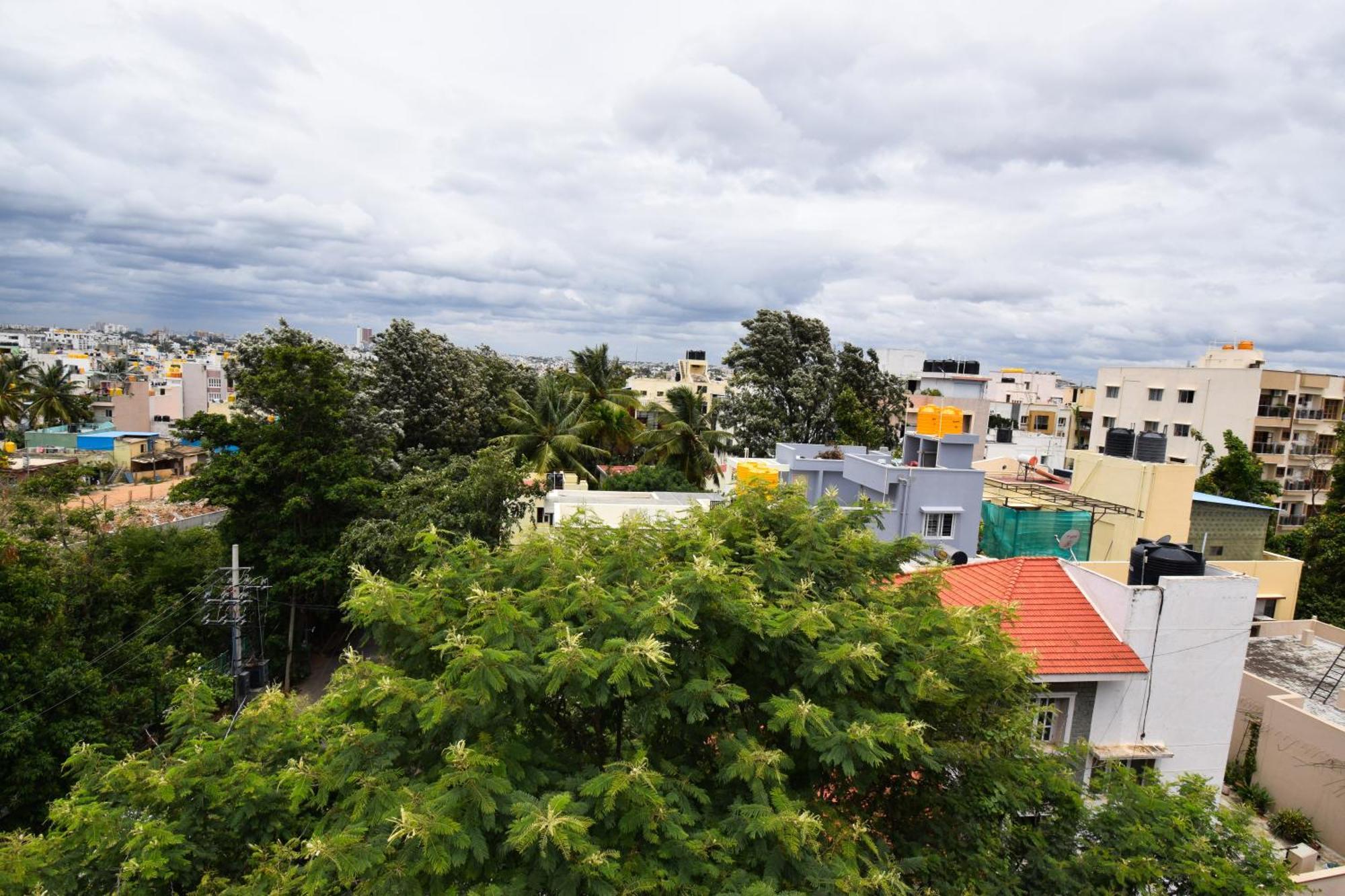 Staymazing-1,2 & 3 Bhk Ac Apartments In Hebbal-5Mins To Manyata-30Mins To Airport Bangalore Esterno foto